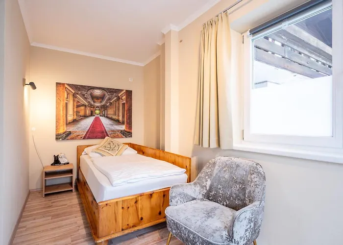 Lägenhet Familien Apartment Deluxe Fuer 5-6 Personen Mutters - Innsbruck