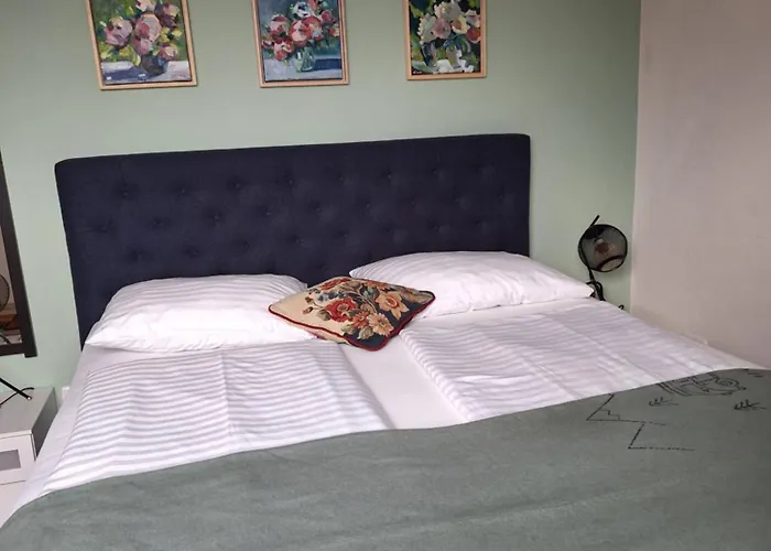Familien Apartment Deluxe Fuer 5-6 Personen Mutters - Innsbruck *